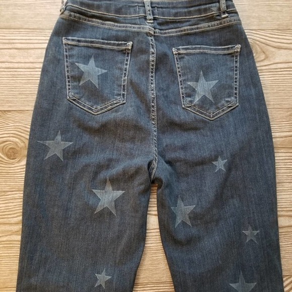 Flare Jeans with Stars Women's Size 6 High Rise - Picture 4 of 8